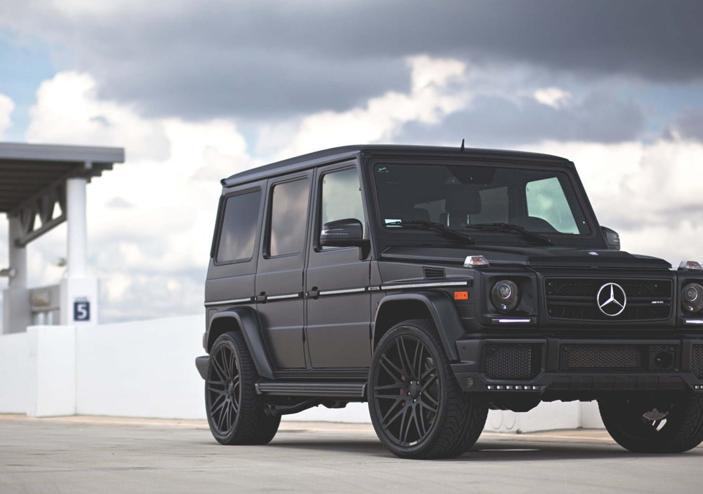 Mercedes Benz